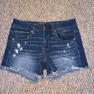 American Eagle Midi shorts